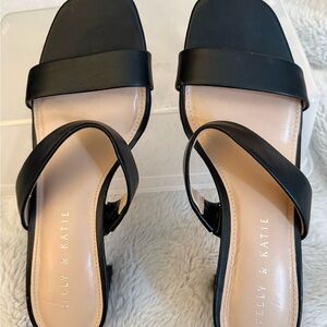 Kelly & Katie Black Double-Strap Low Block Heel Sandals